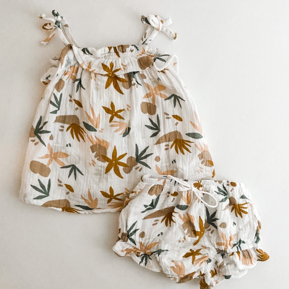 Rylee + Cru Ruffle Tube Top & Bloomer Abstract Jungle